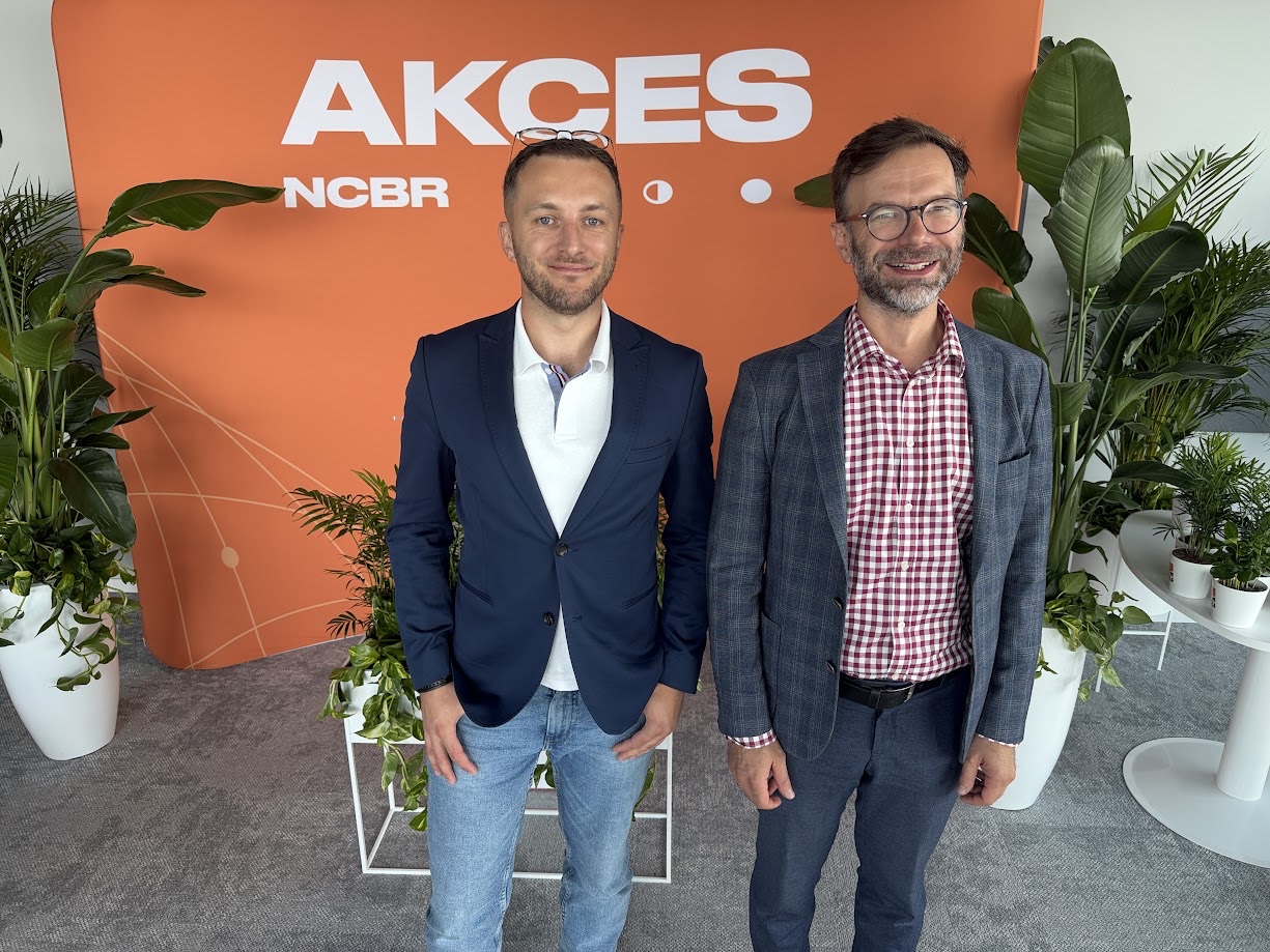 Dr. Krzysztof Grochot and Prof. Witold Skowroński at Akces NCBR
