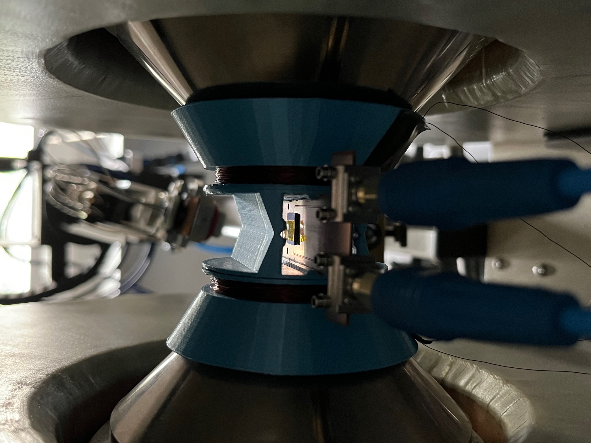 Ultra-Sensitive FMR Setup - Detail View